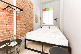 Хостелы Hostel Urban Минск Двухместный номер с 1 кроватью и общей ванной комнатой-3