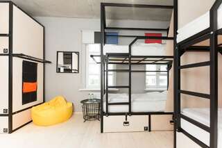 Хостелы Hostel Urban Минск Кровать в общем 8-местном номере для мужчин и женщин-3