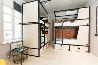 Хостелы Hostel Urban Минск Кровать в общем 8-местном номере для мужчин и женщин-5